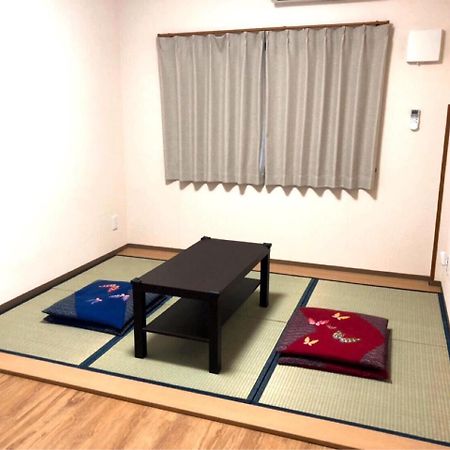 Mikawa House Osaka Castle Hotel Екстериор снимка