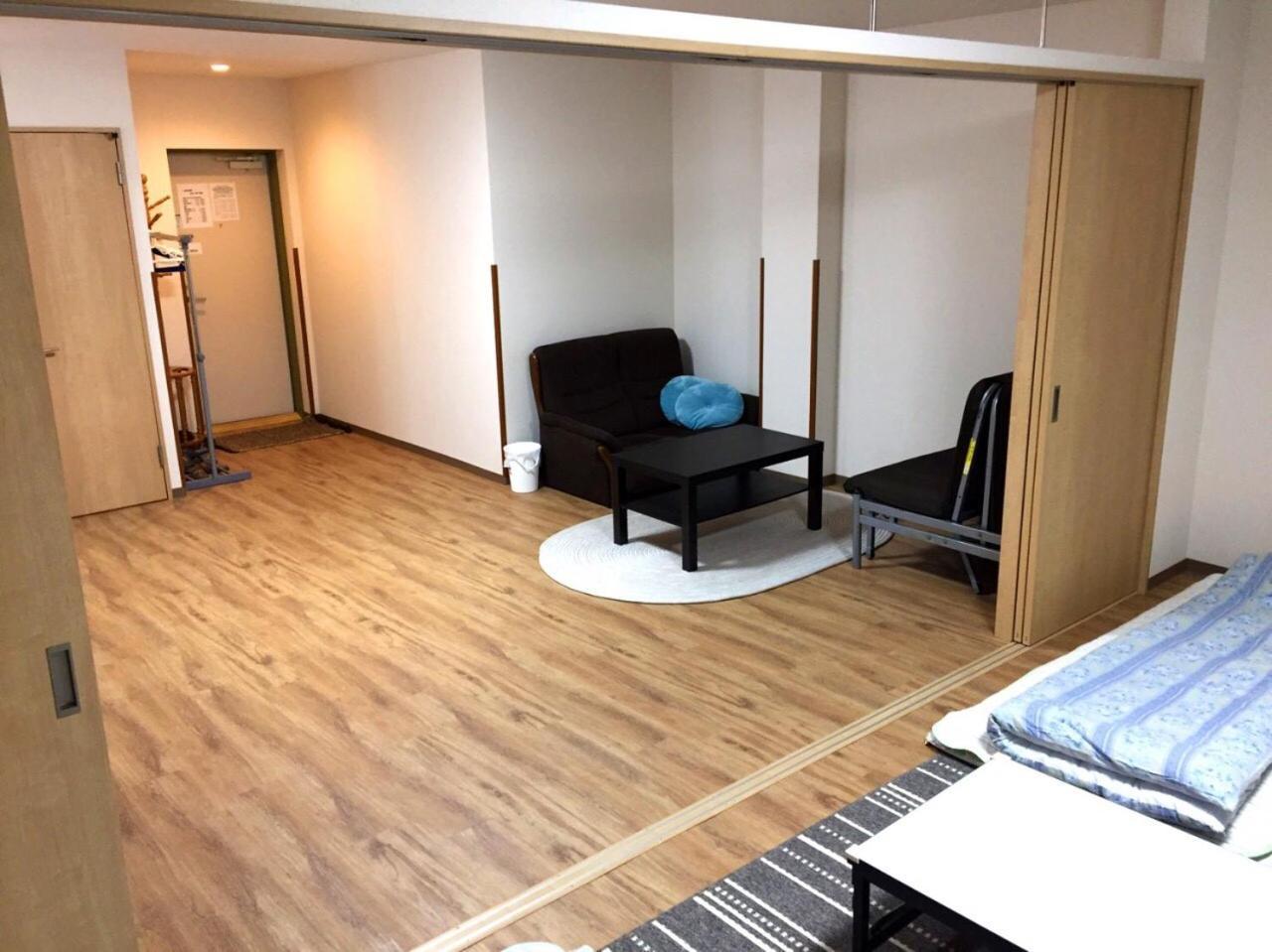Mikawa House Osaka Castle Hotel Екстериор снимка