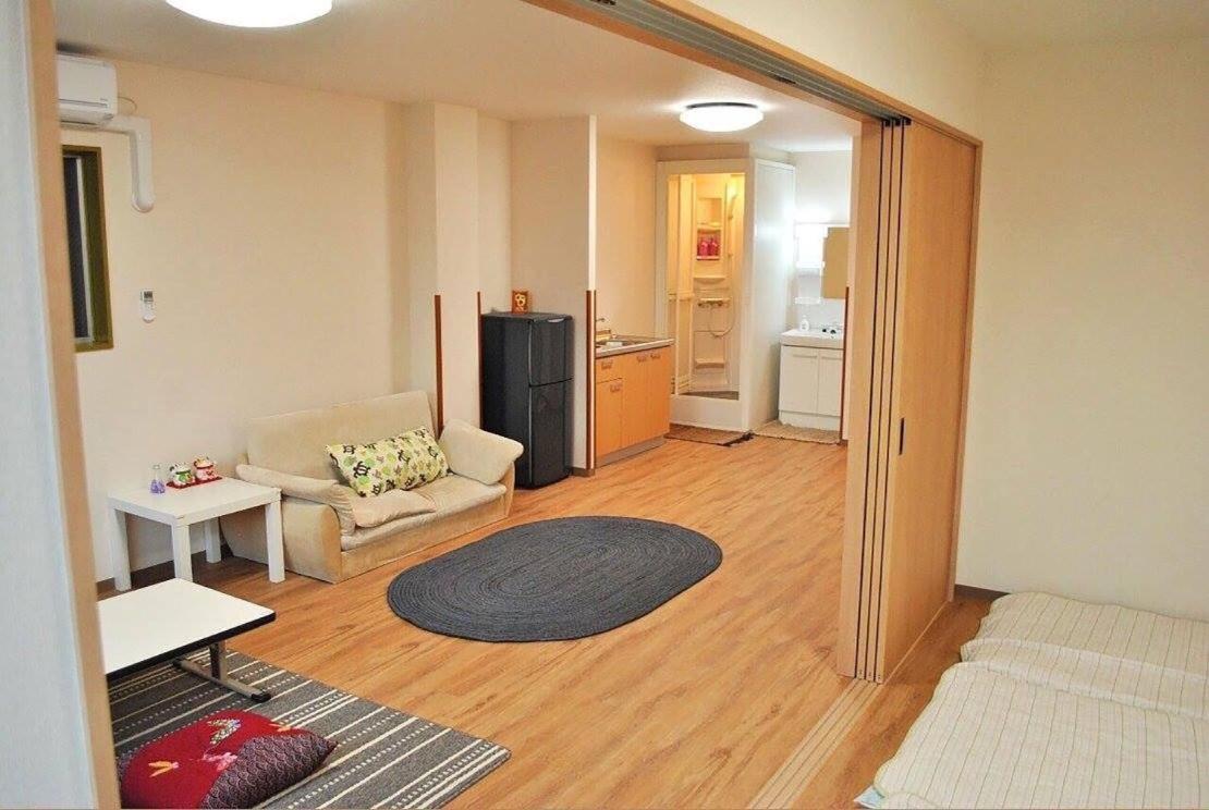 Mikawa House Osaka Castle Hotel Екстериор снимка