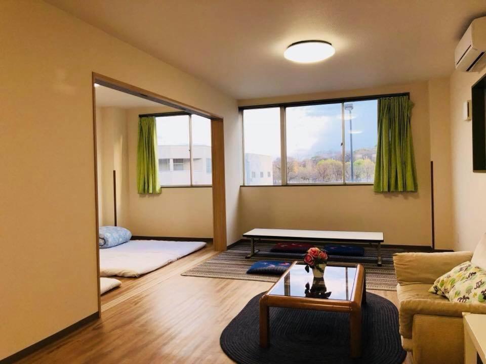 Mikawa House Osaka Castle Hotel Екстериор снимка